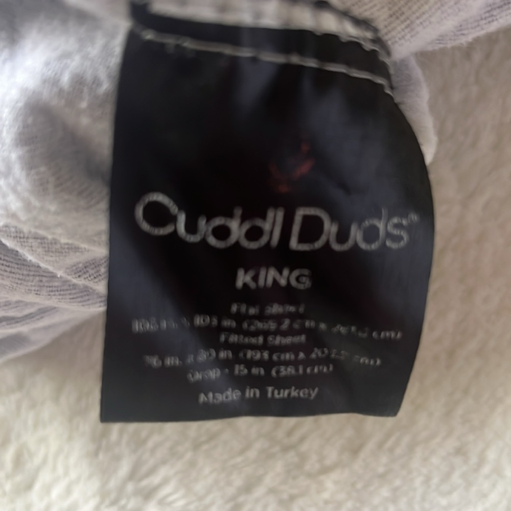 Cuddl Duds , 3 pieces set, King size - Picture 2 of 5